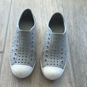 Native size 3 gray Jefferson EUC